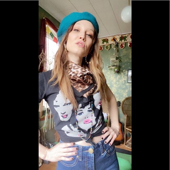 Meet your Posher, Mariann - Picture 6 of 8